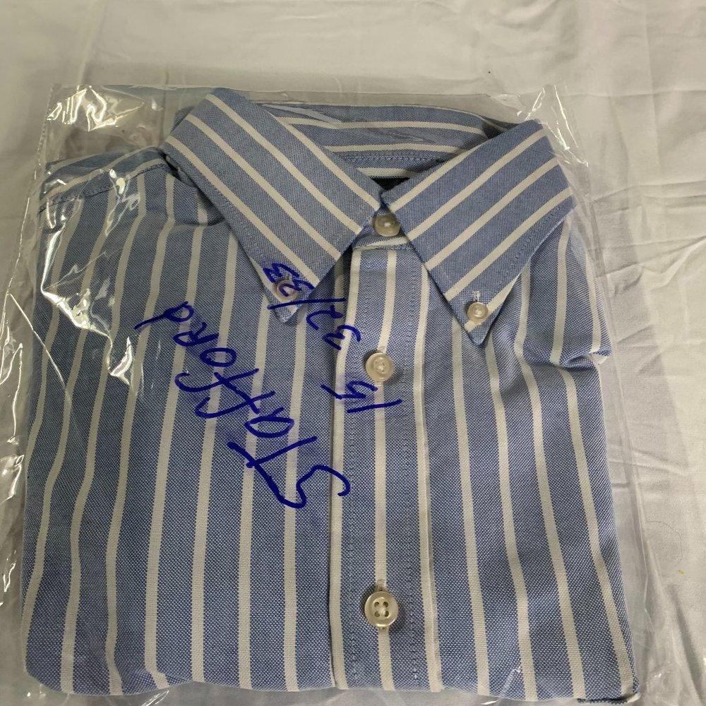 Stafford Men's Fitted Dress Shirt